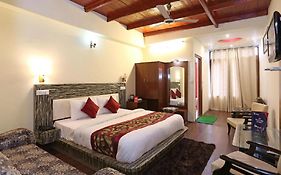 Goroomgo Moon Nainital Near Naini Lake - Parking & Lift Facilities -Hygiene And Spacious Room - Best Seller