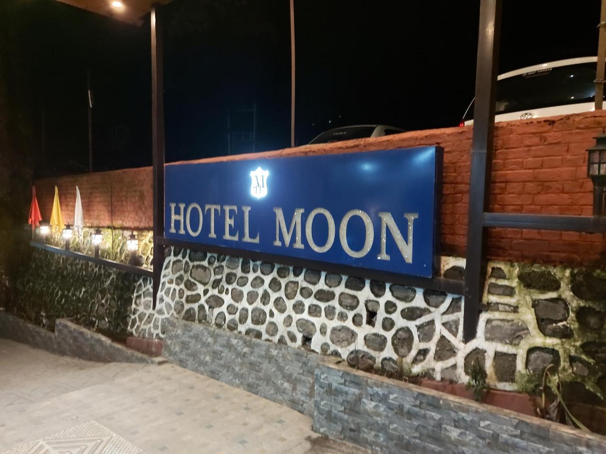 Goroomgo Moon Nainital Near Naini Lake - Parking & Lift Facilities -Hygiene And Spacious Room - Best Seller Exterior photo